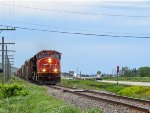 CN 5727 leads 402 in Saint-Simon